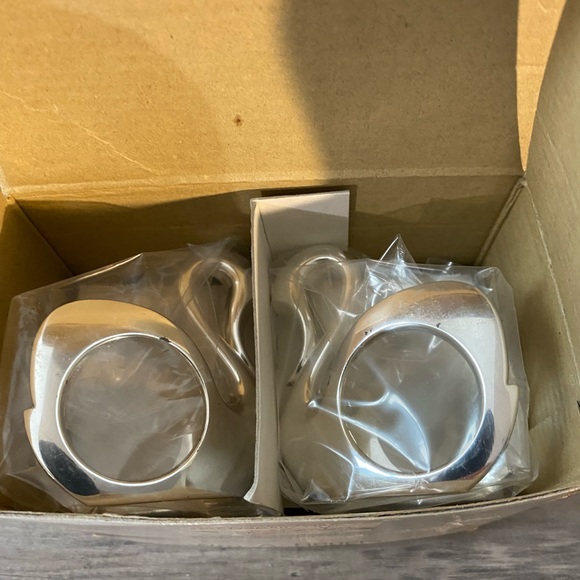 VTG New In Original Box Set of 4 Swan Napkin Rings Oneida Factory Sealed - Picture 6 of 10